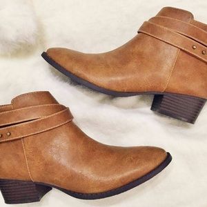 Lauren Conrad Brown booties